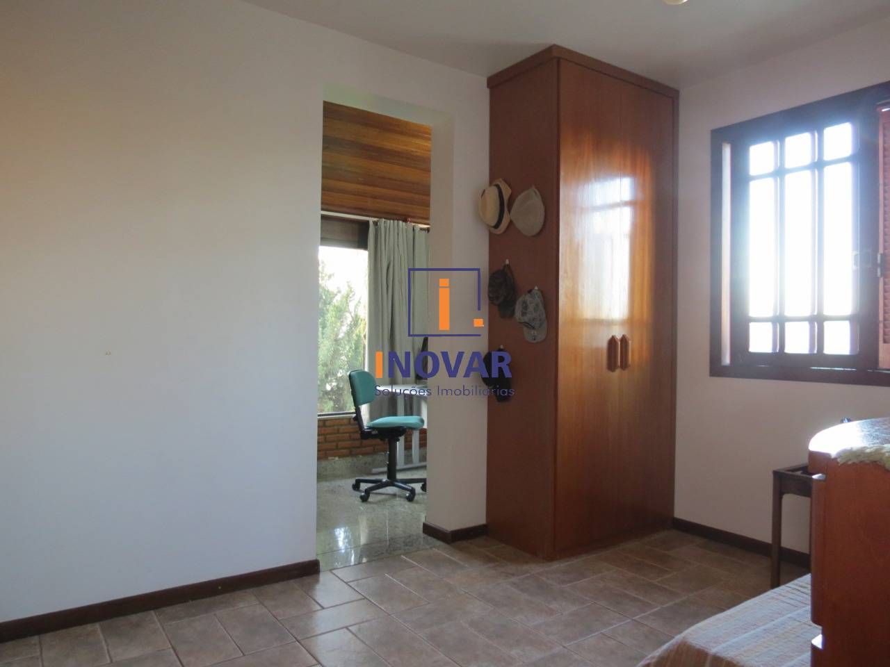 Casa à venda com 4 quartos, 250m² - Foto 10