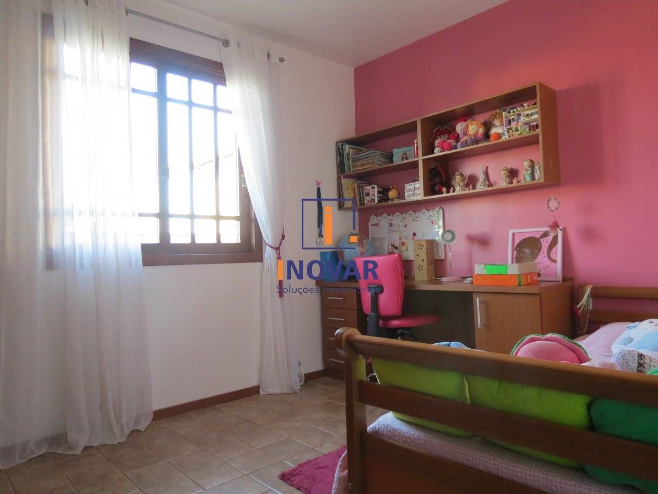 Casa à venda com 4 quartos, 250m² - Foto 25