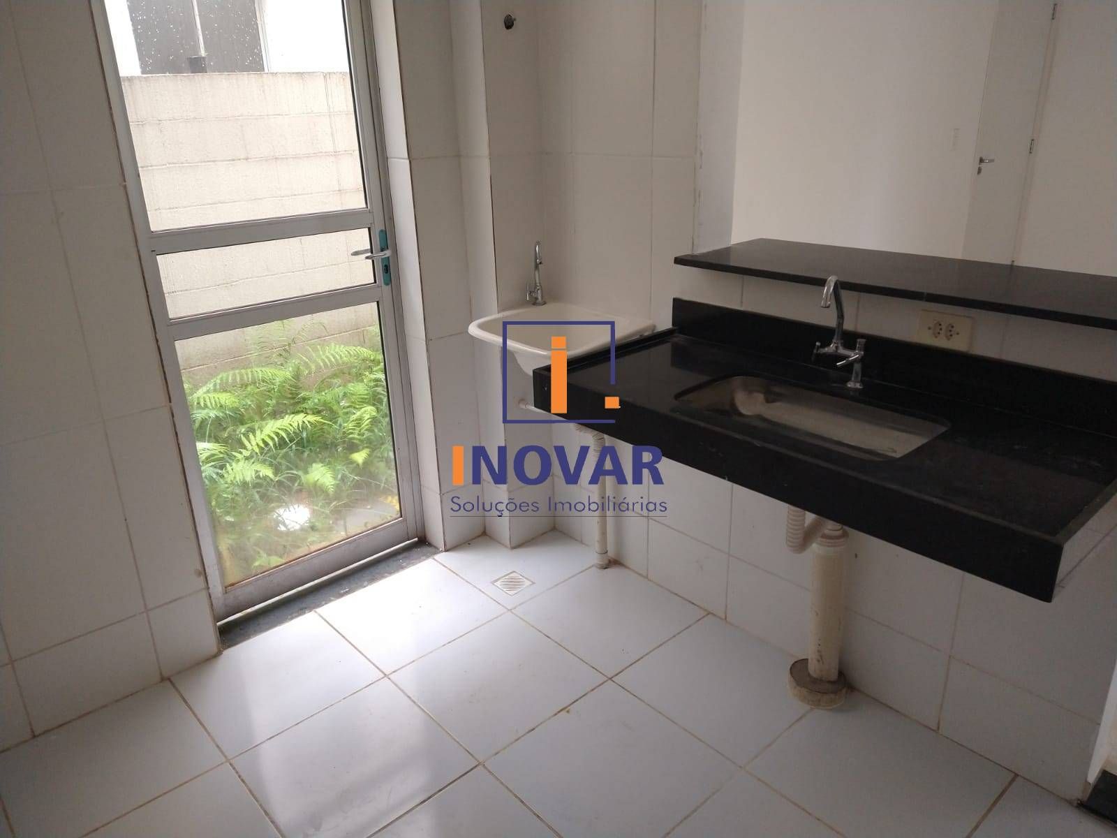 Apartamento à venda com 2 quartos, 50m² - Foto 2