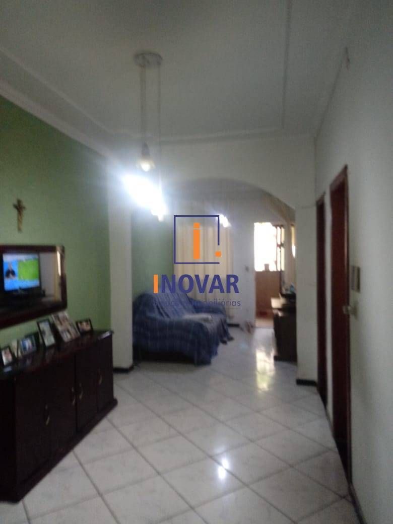 Casa à venda com 2 quartos, 218m² - Foto 2