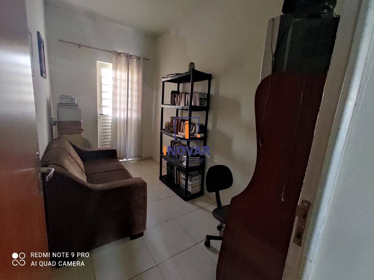 Casa à venda com 4 quartos, 69m² - Foto 14