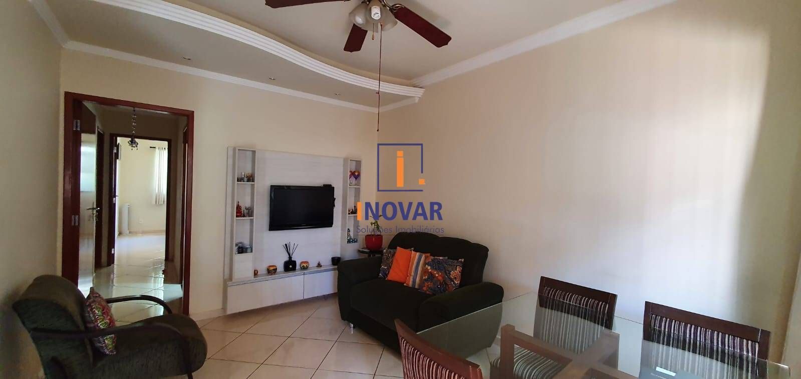 Casa à venda com 3 quartos, 120m² - Foto 2