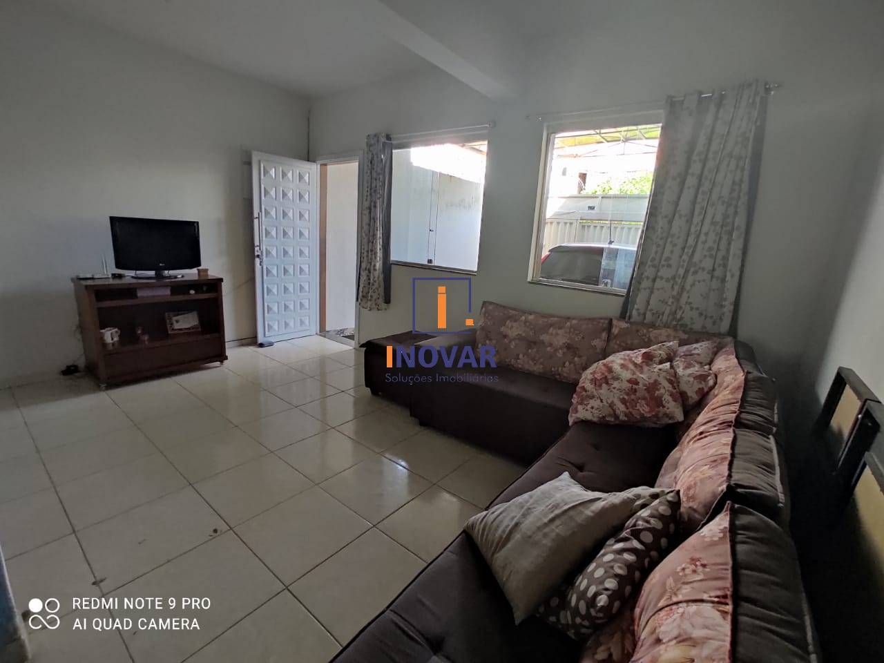 Casa à venda com 4 quartos, 69m² - Foto 4