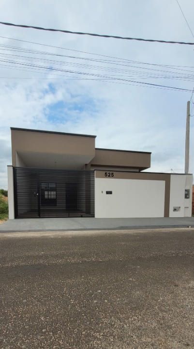 Casa à venda com 3 quartos, 116m² - Foto 2