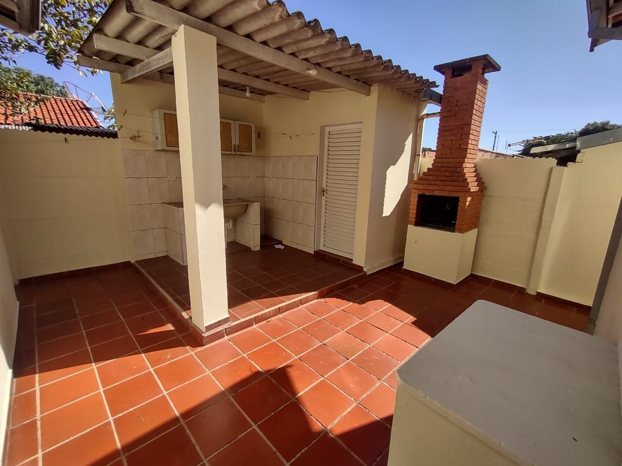 Casa à venda com 3 quartos, 200m² - Foto 16