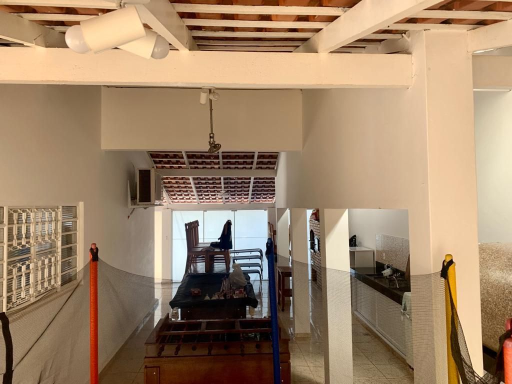 Casa à venda com 3 quartos, 190m² - Foto 8