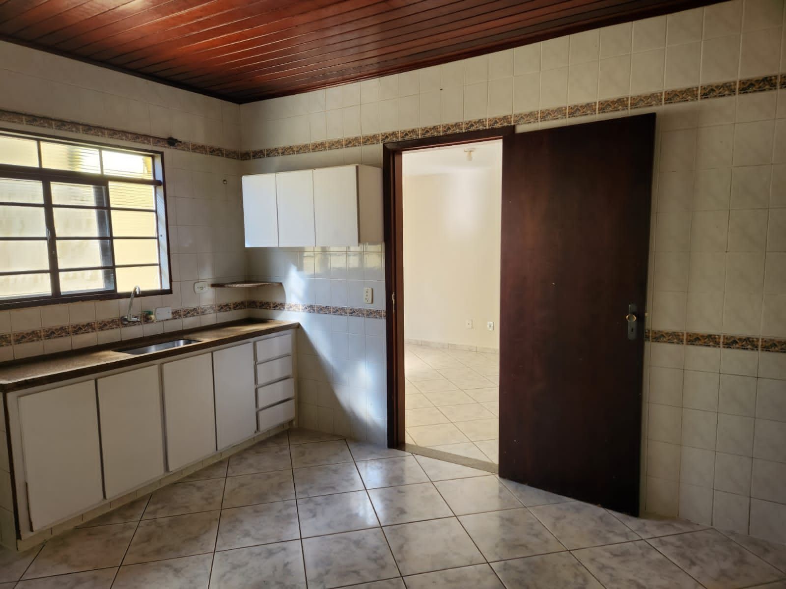 Casa à venda com 3 quartos, 145m² - Foto 10