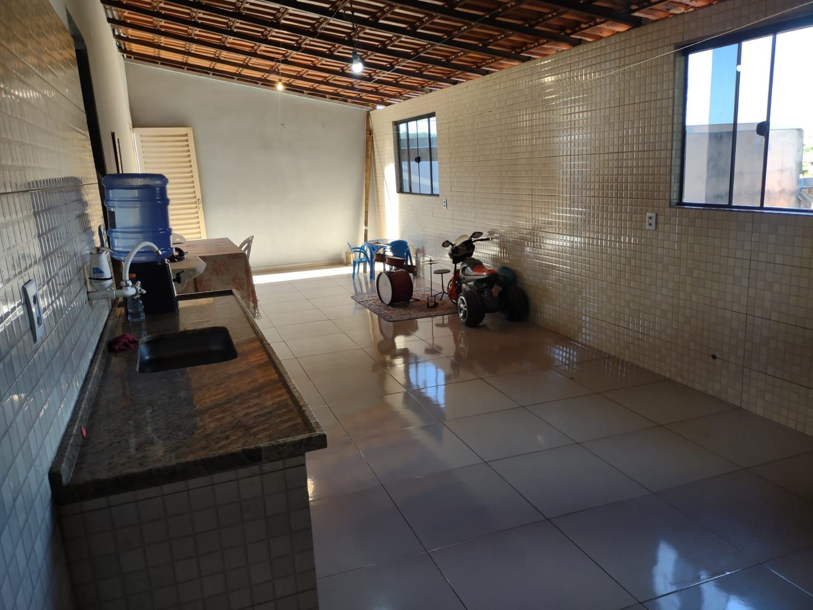 Casa à venda com 3 quartos, 200m² - Foto 12