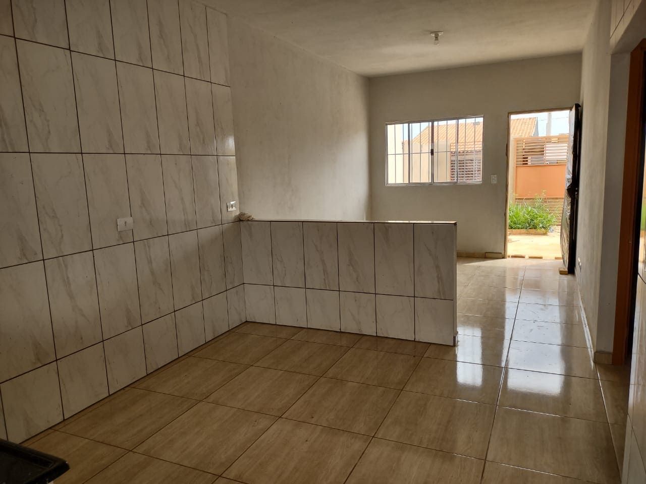 Casa à venda com 2 quartos, 68m² - Foto 4