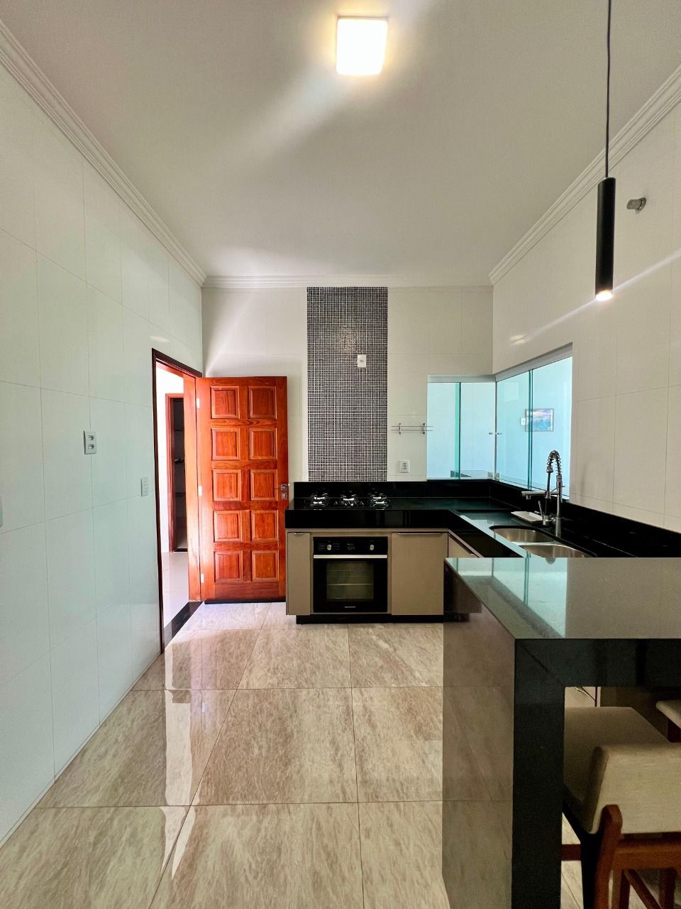 Casa, 3 quartos, 200 m² - Foto 4