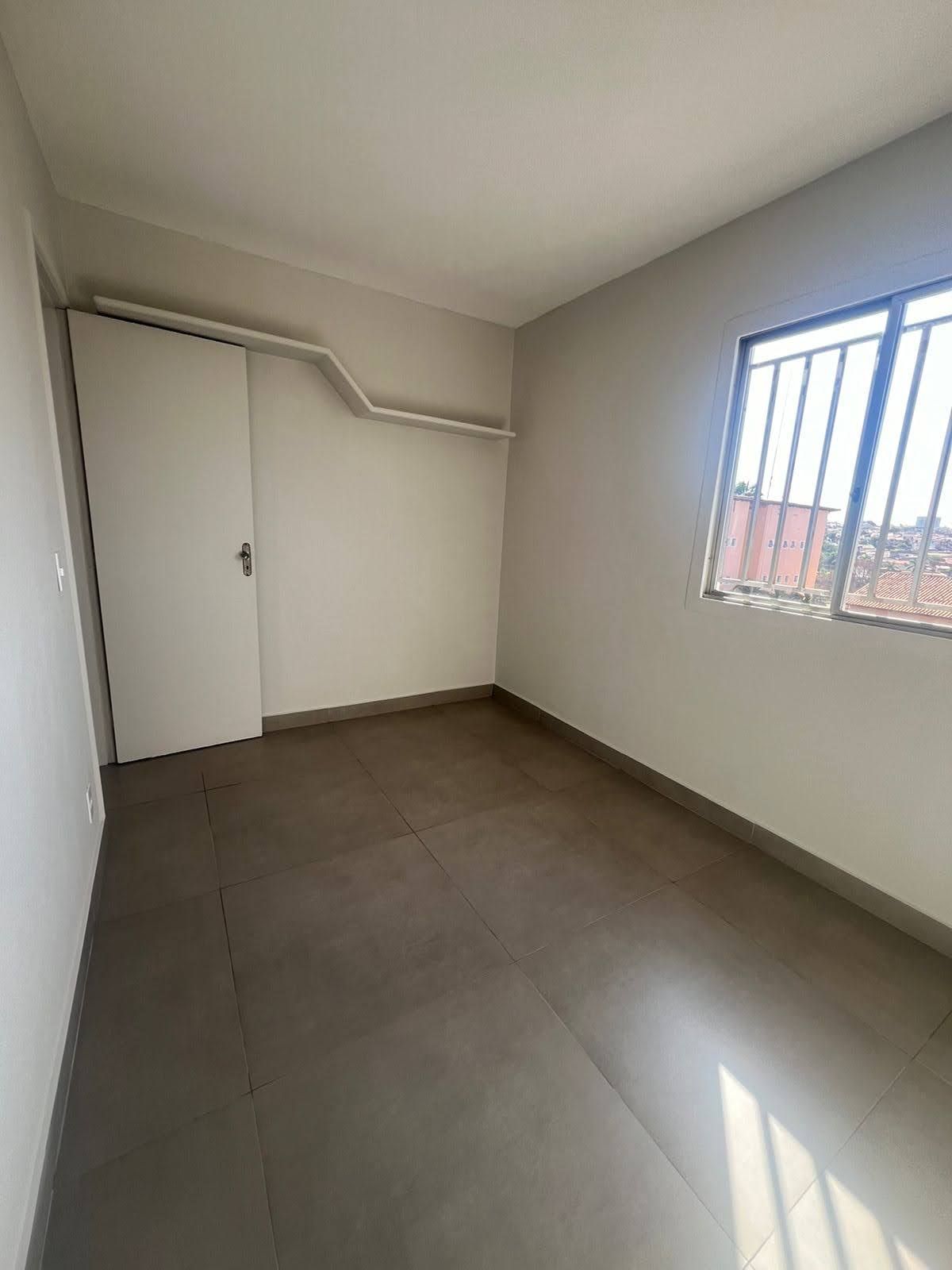 Apartamento à venda com 2 quartos, 46m² - Foto 4