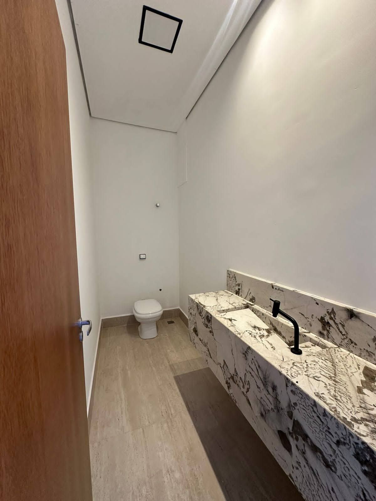 Cobertura à venda com 3 quartos, 250m² - Foto 17