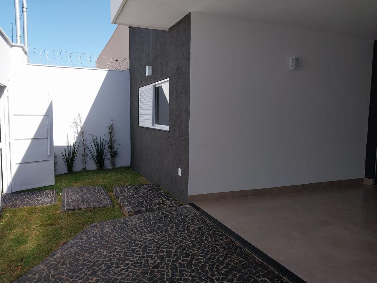 Casa à venda com 3 quartos, 165m² - Foto 4