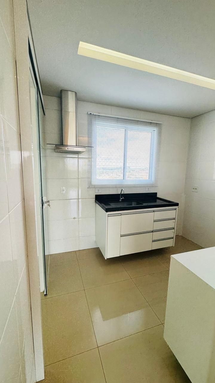 Apartamento à venda com 2 quartos, 65m² - Foto 17