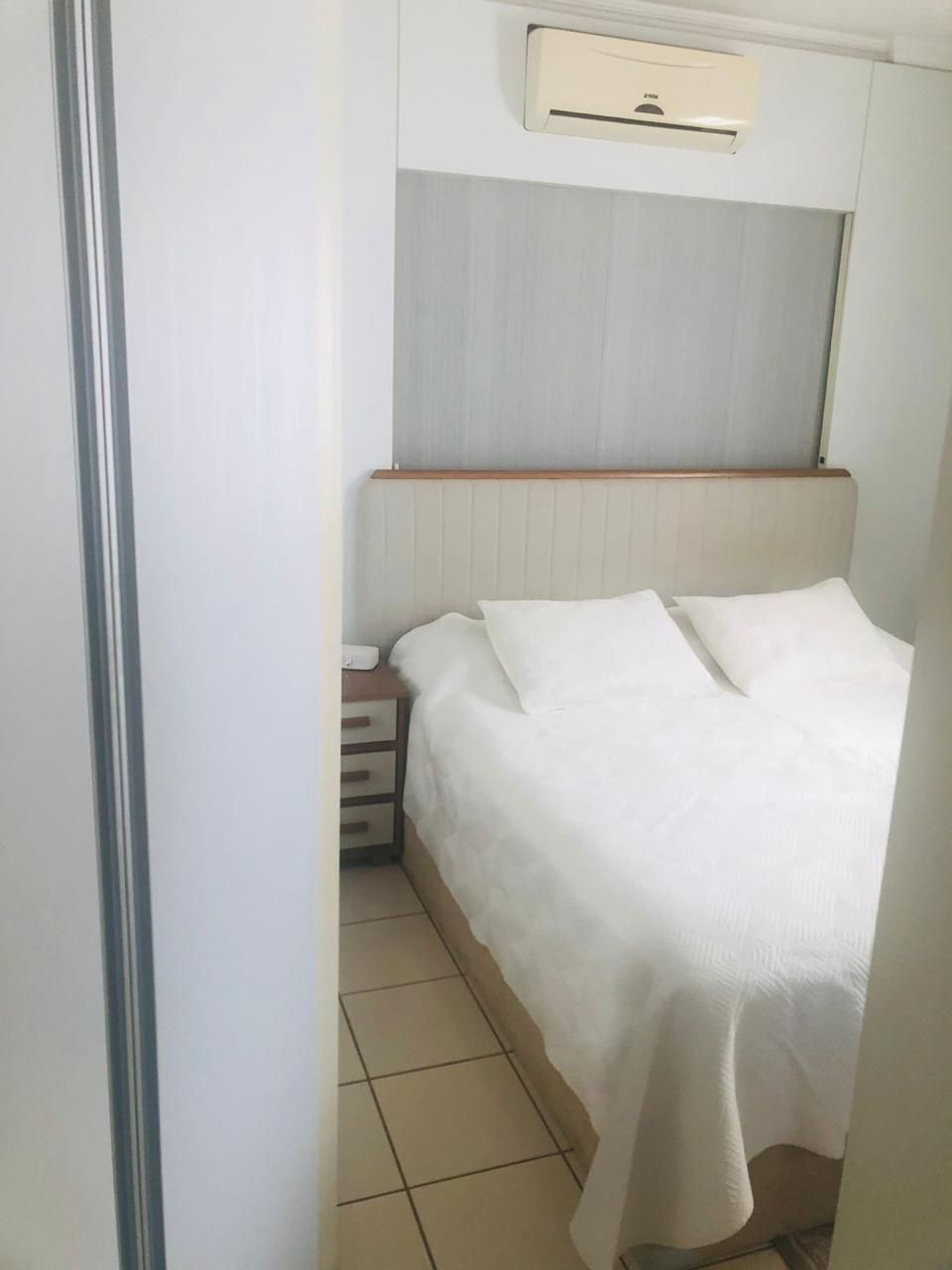 Apartamento à venda com 3 quartos, 96m² - Foto 7