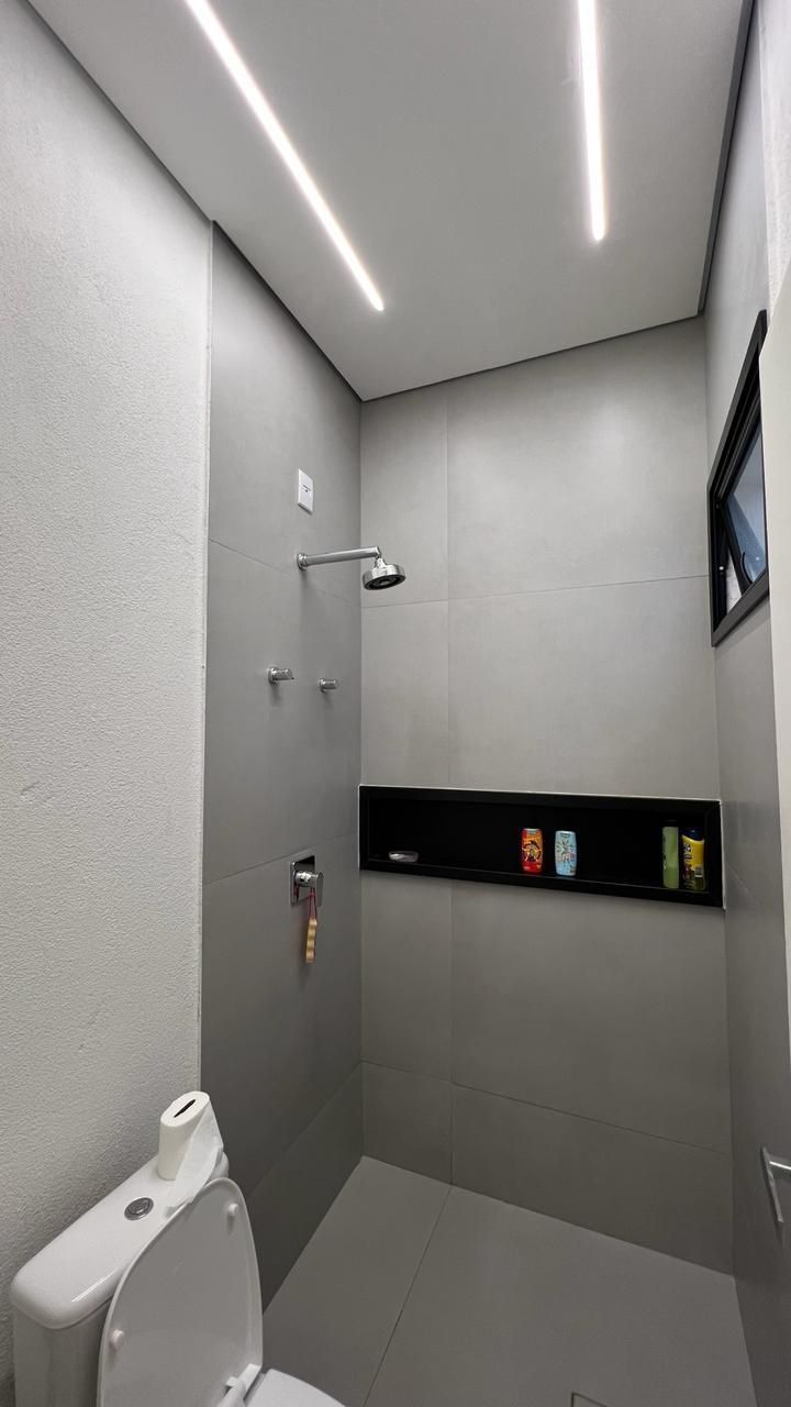 Casa à venda com 4 quartos, 170m² - Foto 11