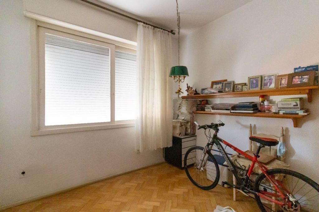Apartamento à venda com 3 quartos, 144m² - Foto 1