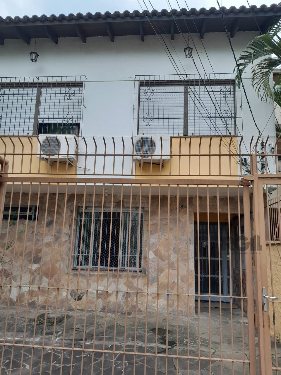   Apartamento térreo de um quarto no bairro Santana em Porto Alegre