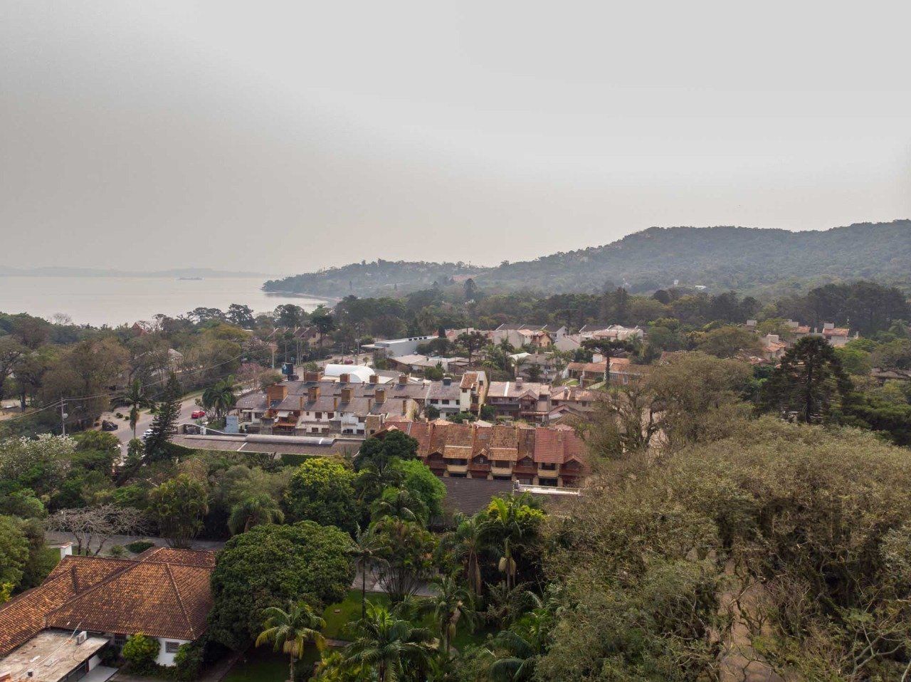 Casa de Condomínio à venda com 3 quartos, 221m² - Foto 42