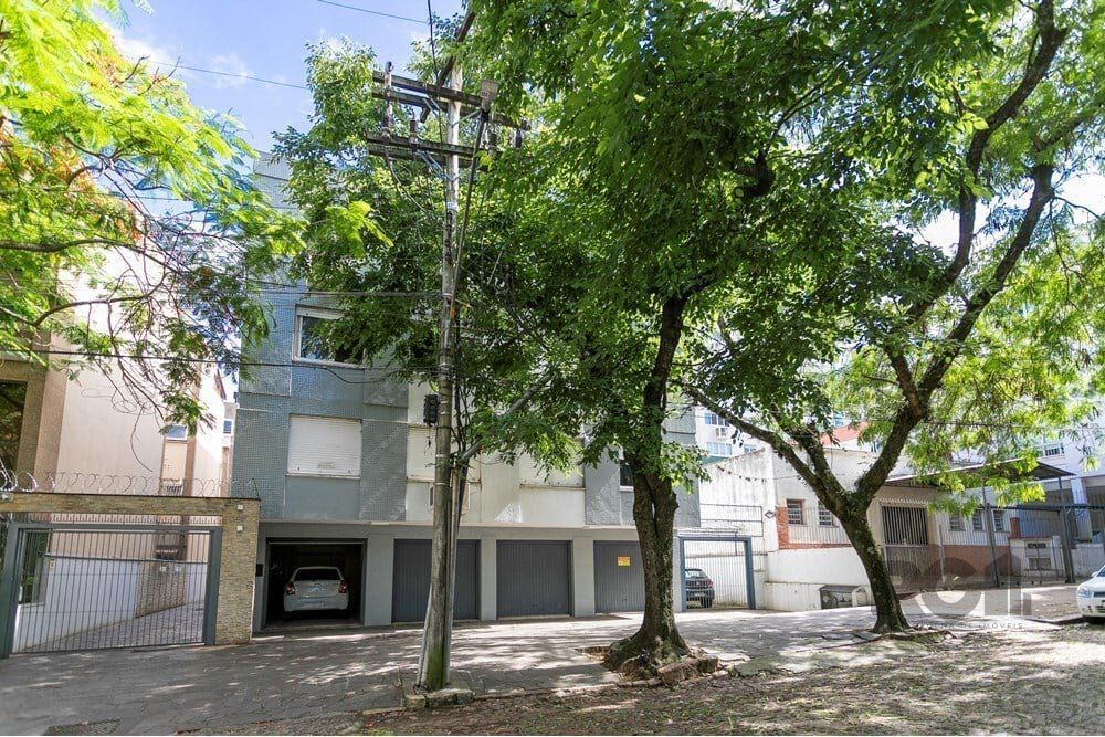 Apartamento à venda com 2 quartos, 64m² - Foto 2