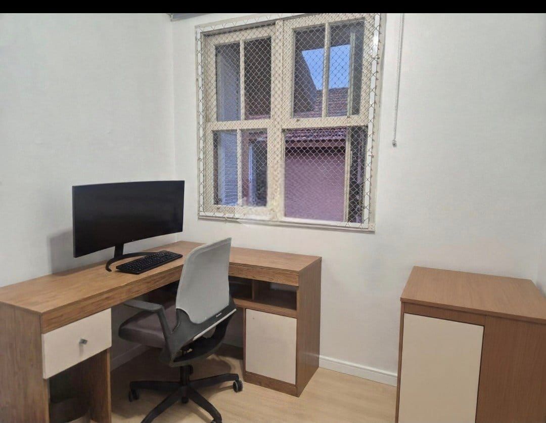 Apartamento Reformado de 2 Dormitórios à Venda Portaria 24 Horas Financiável
