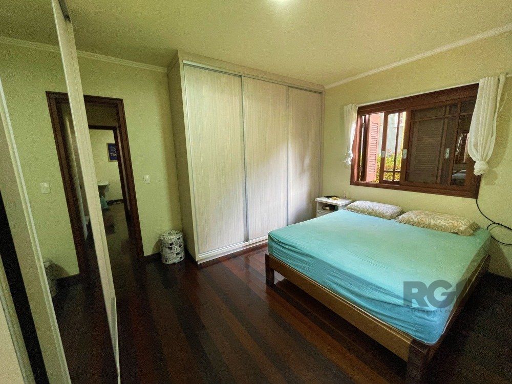 Casa à venda com 3 quartos, 200m² - Foto 14