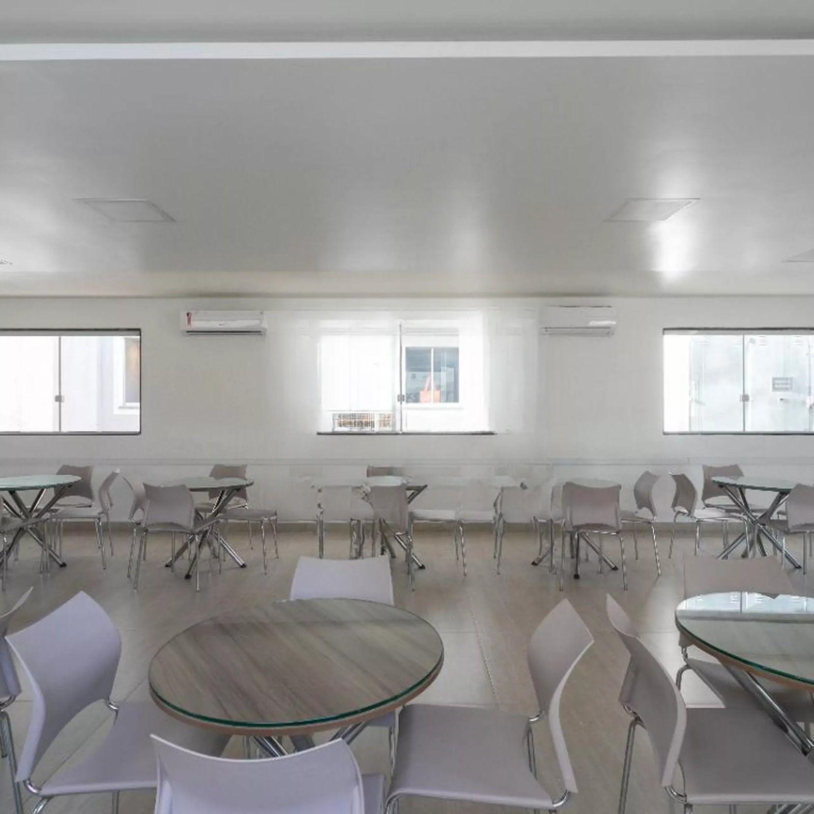 Apartamento à venda com 2 quartos, 43m² - Foto 5