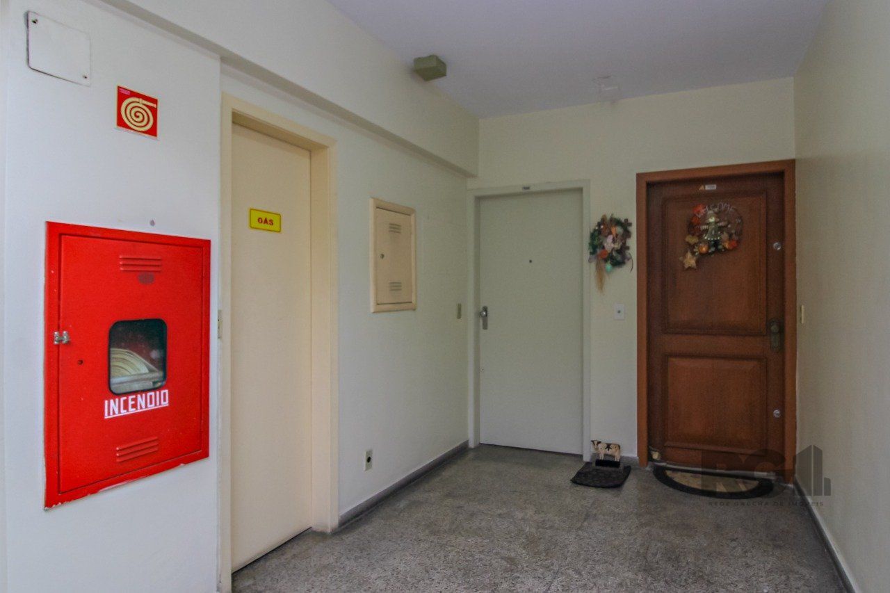 Apartamento à venda com 2 quartos, 87m² - Foto 17