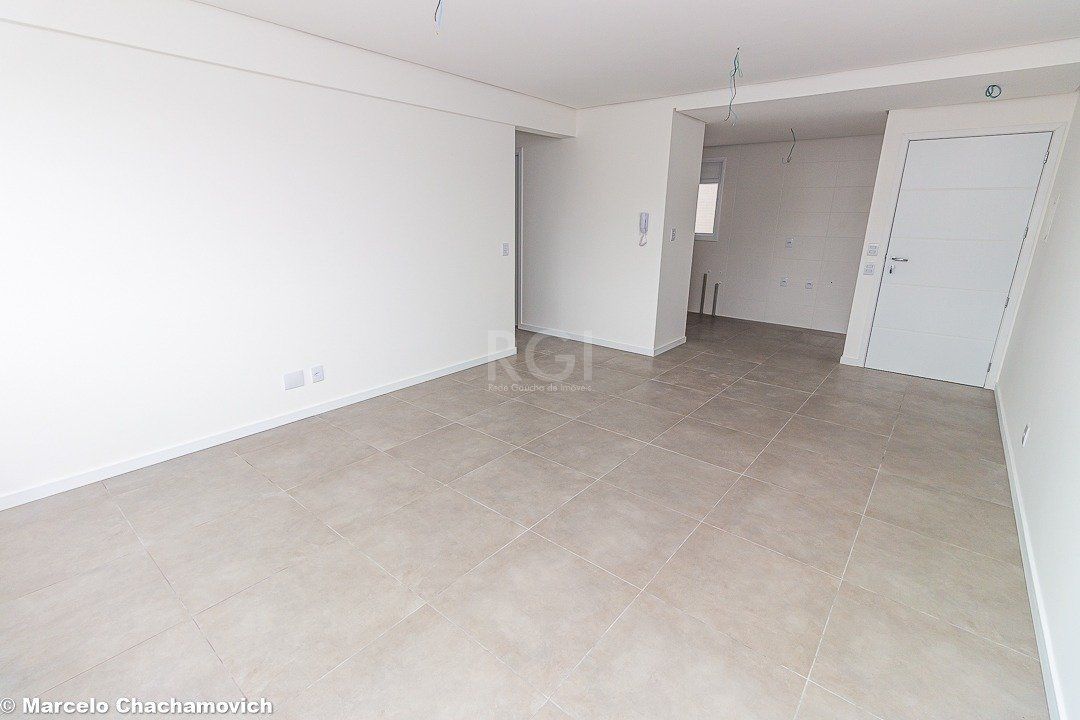Apartamento à venda com 2 quartos, 68m² - Foto 8