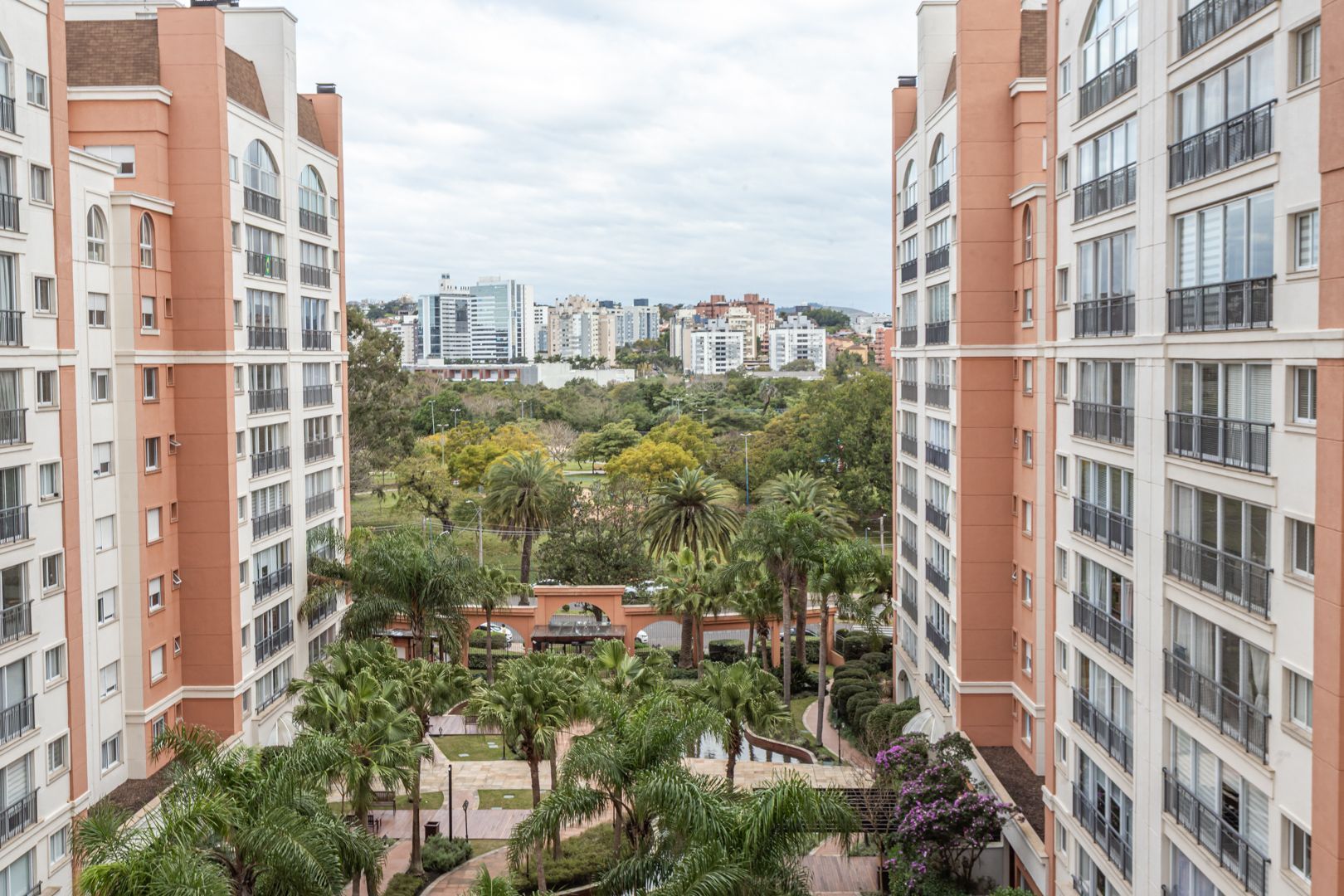 Apartamento de 3 quartos, suíte e 4 vagas garagem no Riserva Nueva Architetura