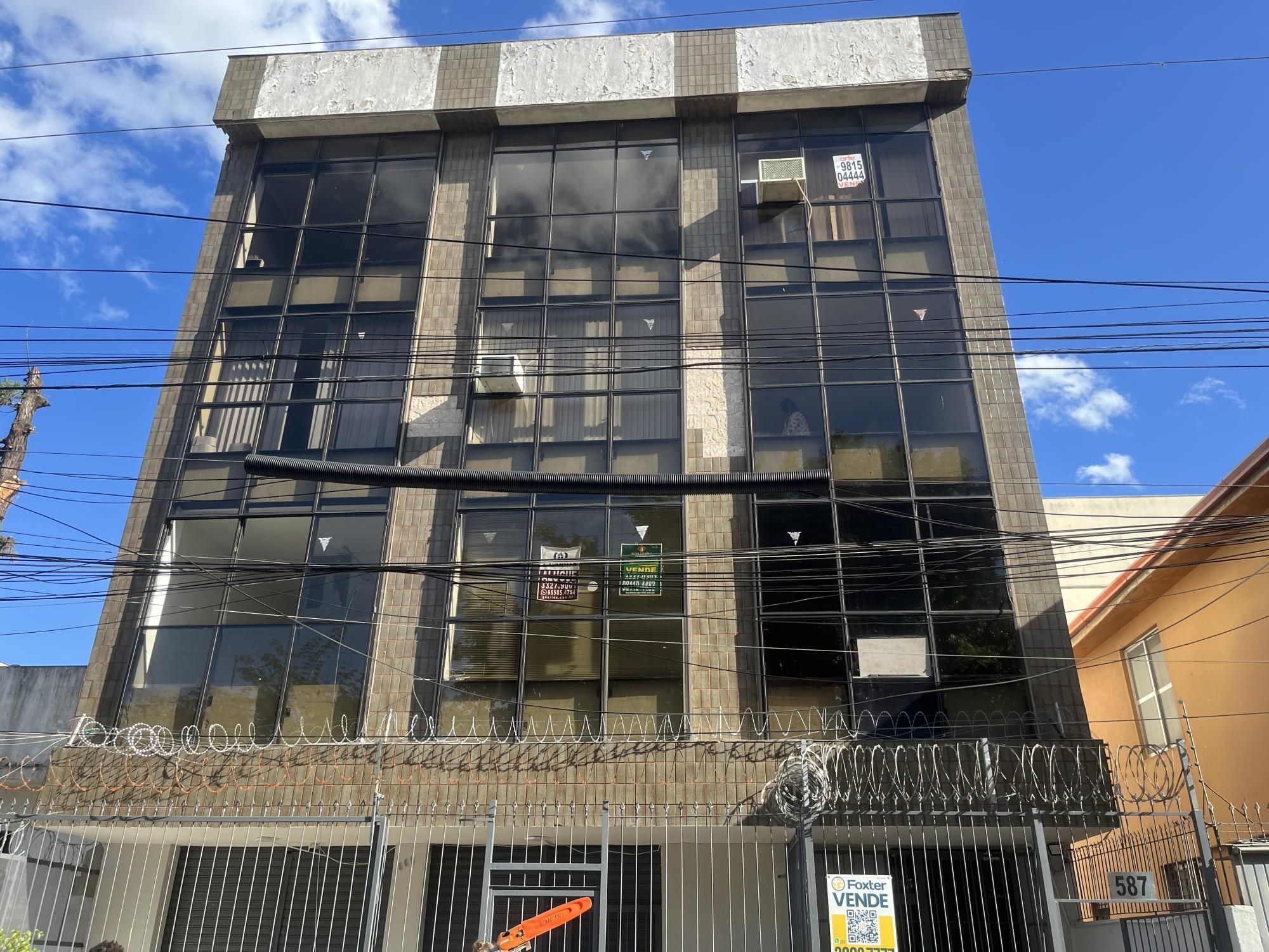 4 salas comerciais