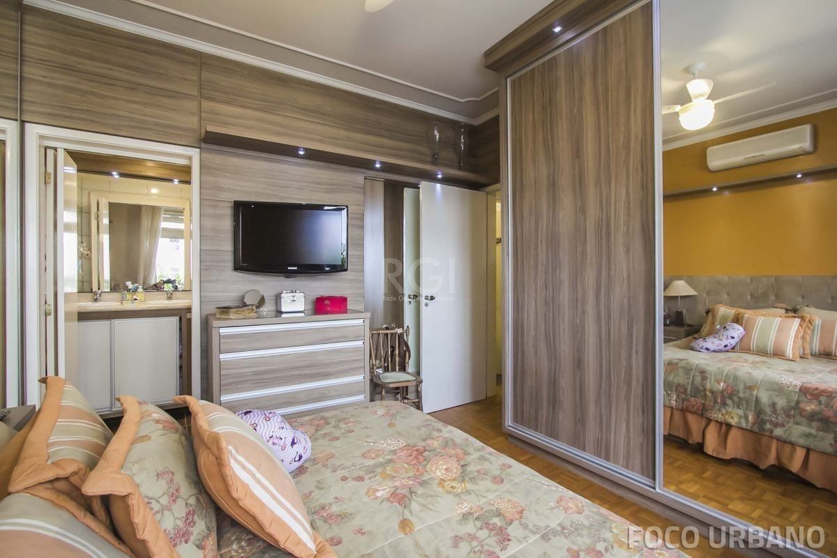 Apartamento à venda com 4 quartos, 155m² - Foto 17