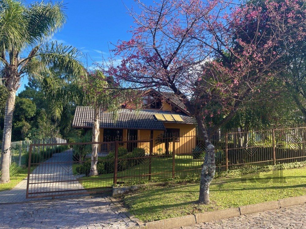 Casa à venda com 3 quartos, 200m² - Foto 25