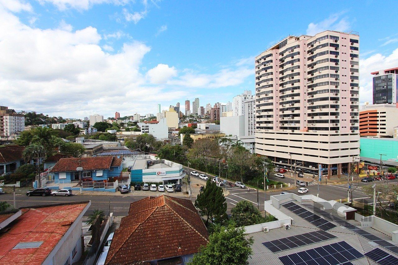 Apartamento à venda com 3 quartos, 187m² - Foto 2