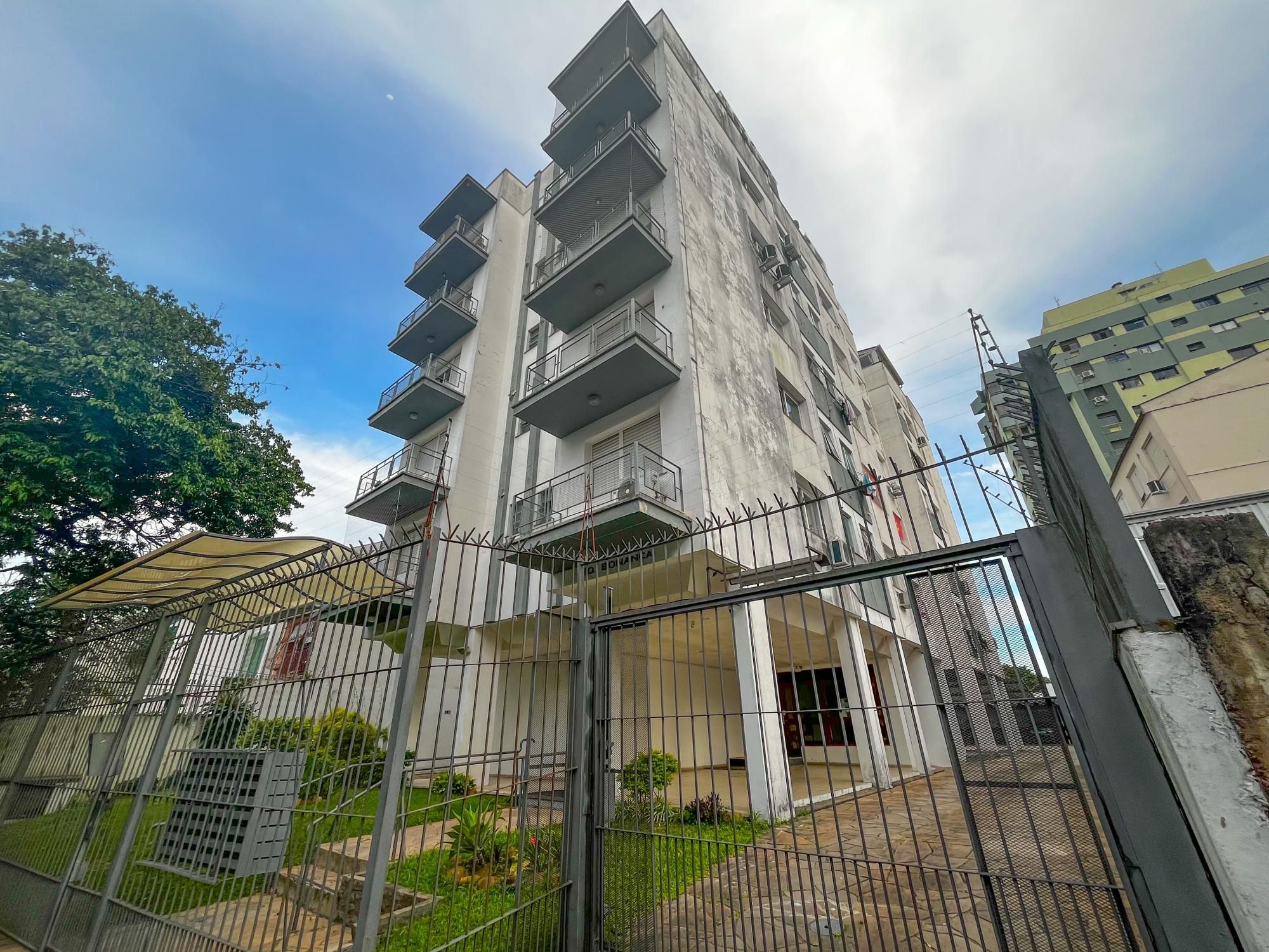 Cobertura 1 Dorm no bairro Santana em Porto Alegre