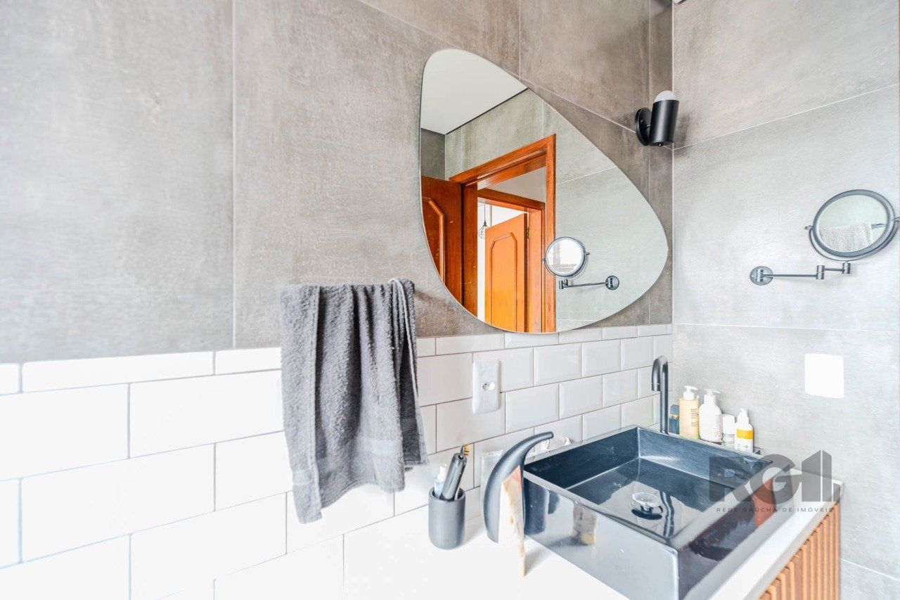 Casa de Condomínio à venda com 3 quartos, 221m² - Foto 27