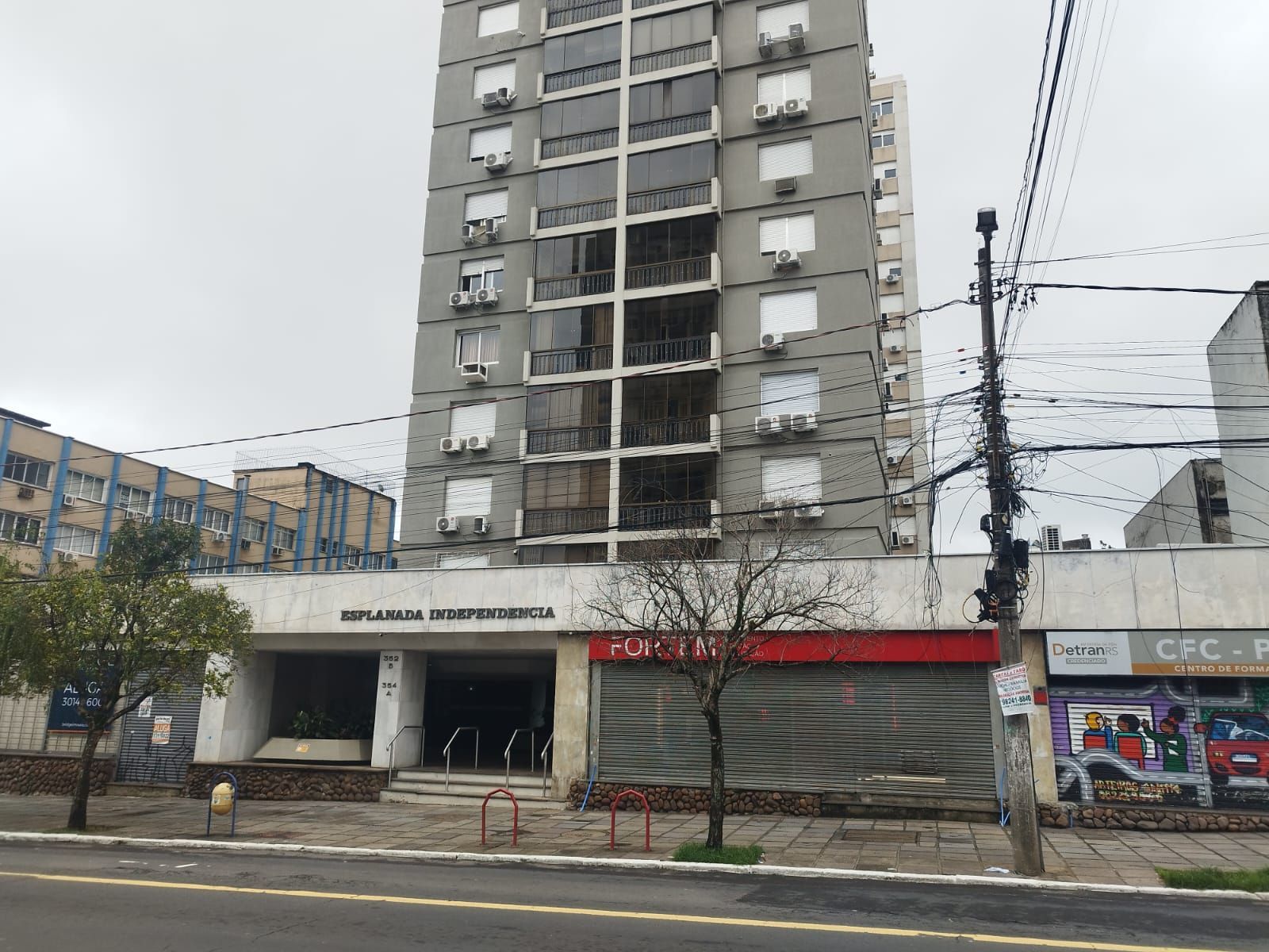Apartamento, 1 dormitório no bairro Independência em Porto Alegre para Comprar