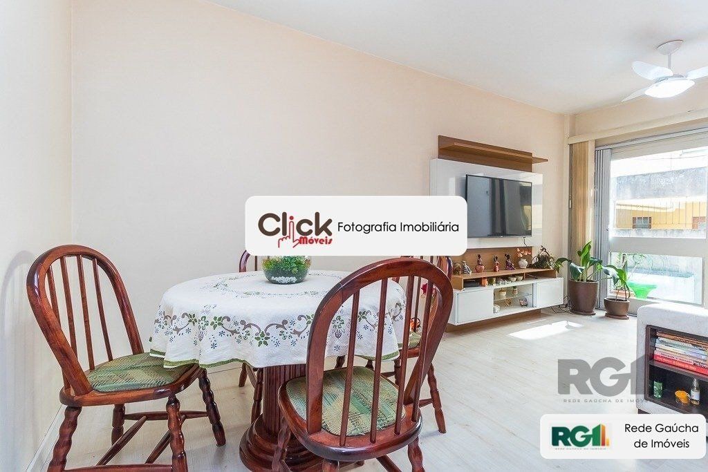 Apartamento 2 dormitórios, 83 m² de área privativa e 1 vaga(s) de garagem. Localizado na Rua/Av. Coronel Lucas De Oliveira, no bairro Petropolis em Porto Alegre.