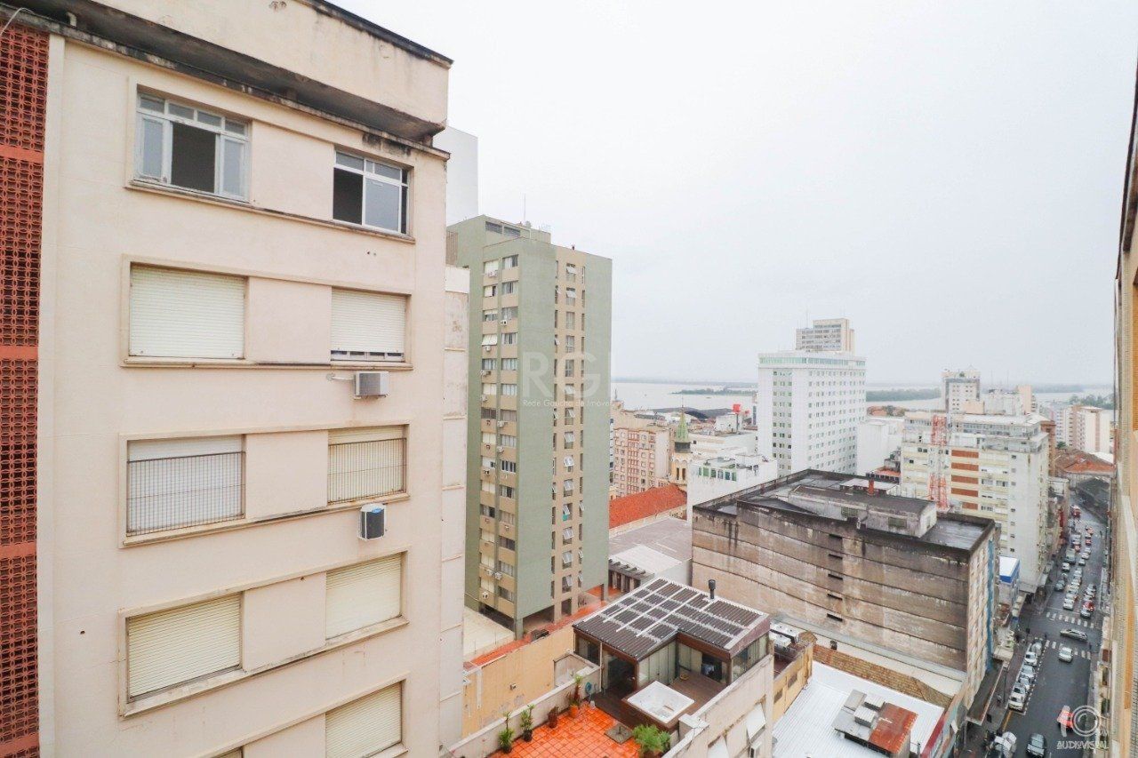 Apartamento à venda com 3 quartos, 233m² - Foto 30