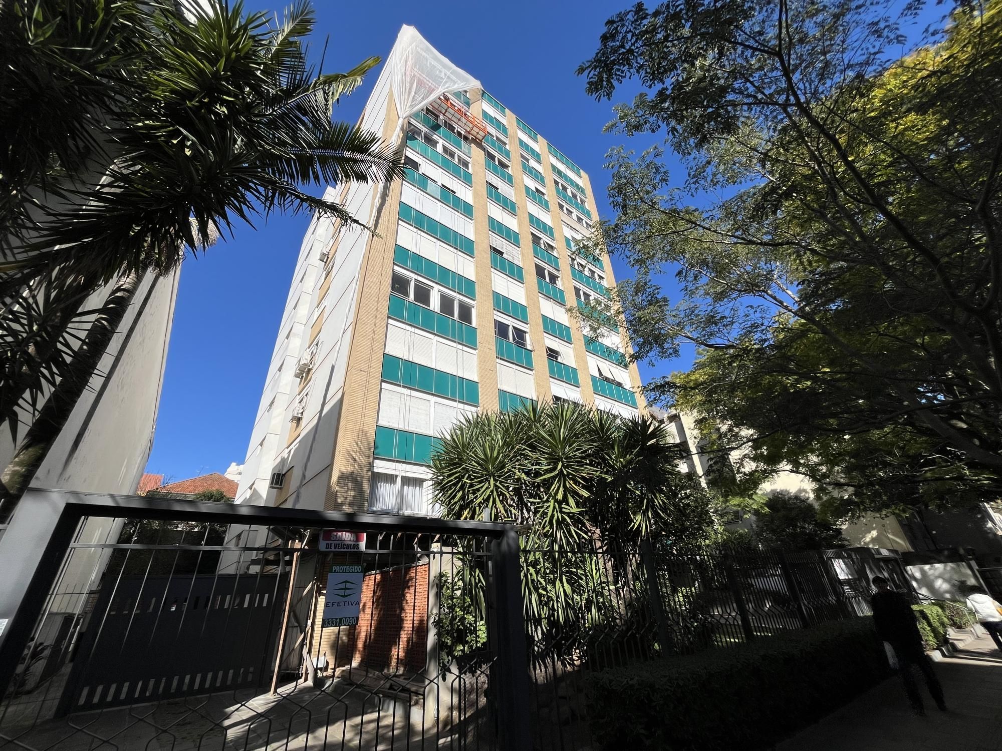 Apartamento à venda com 3 quartos, 227m² - Foto 2