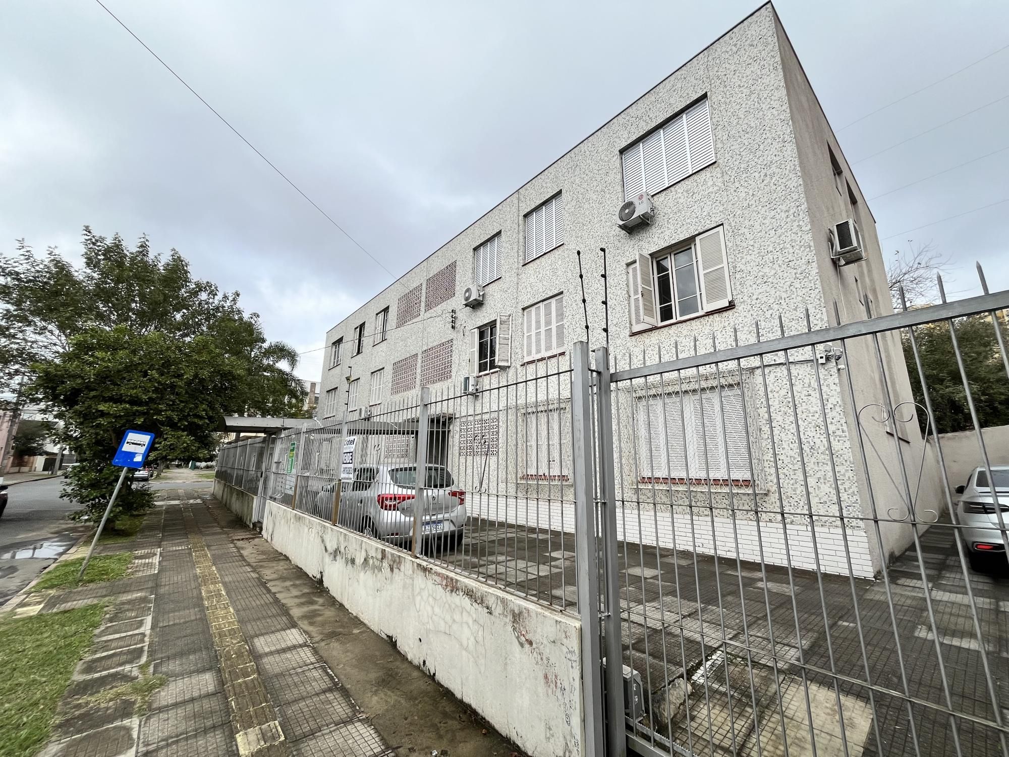 Apartamento, 1 dormitório no bairro Rio Branco em Porto Alegre para Comprar