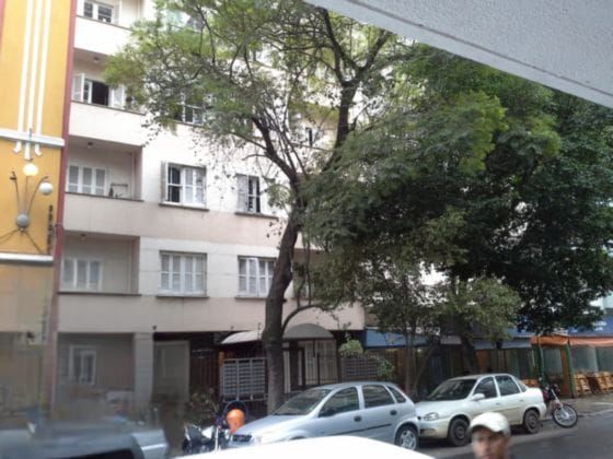Apartamento de 3 quartos no Centro de Porto Alegre — foto 2