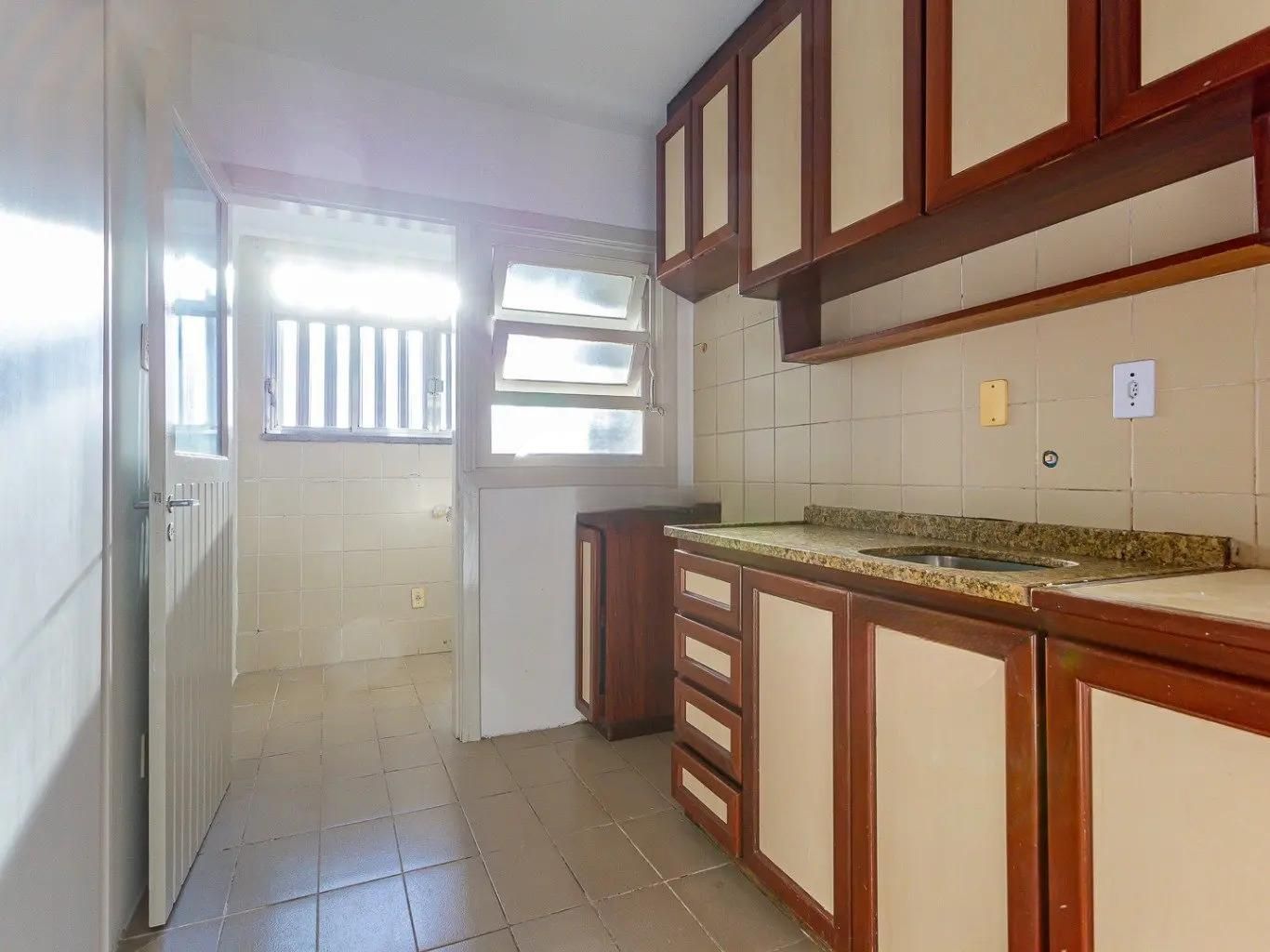 Apartamento à venda com 2 quartos, 76m² - Foto 15