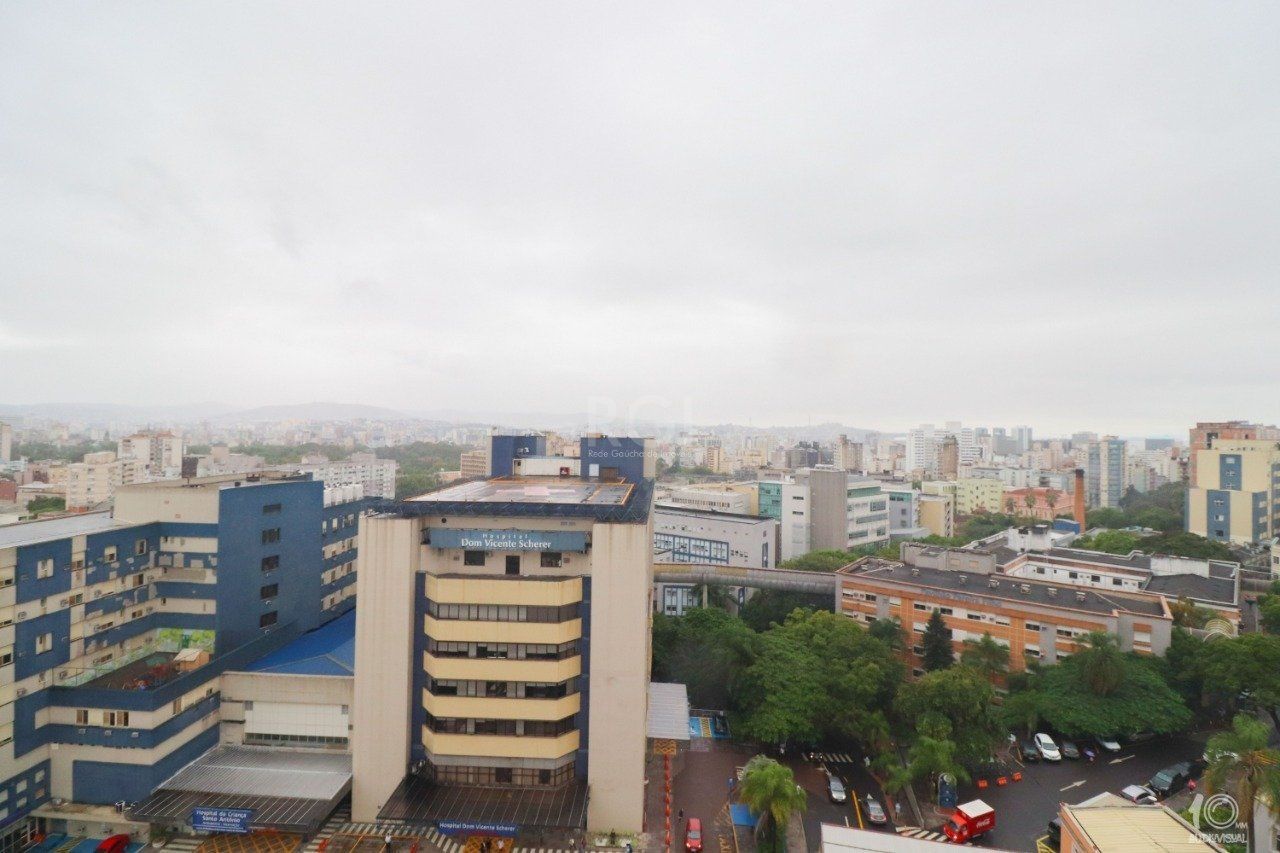 Apartamento à venda com 3 quartos, 233m² - Foto 7