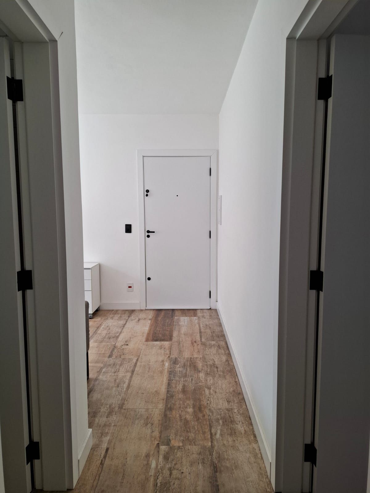 Apartamento de um quarto com garagem no bairro Partenon