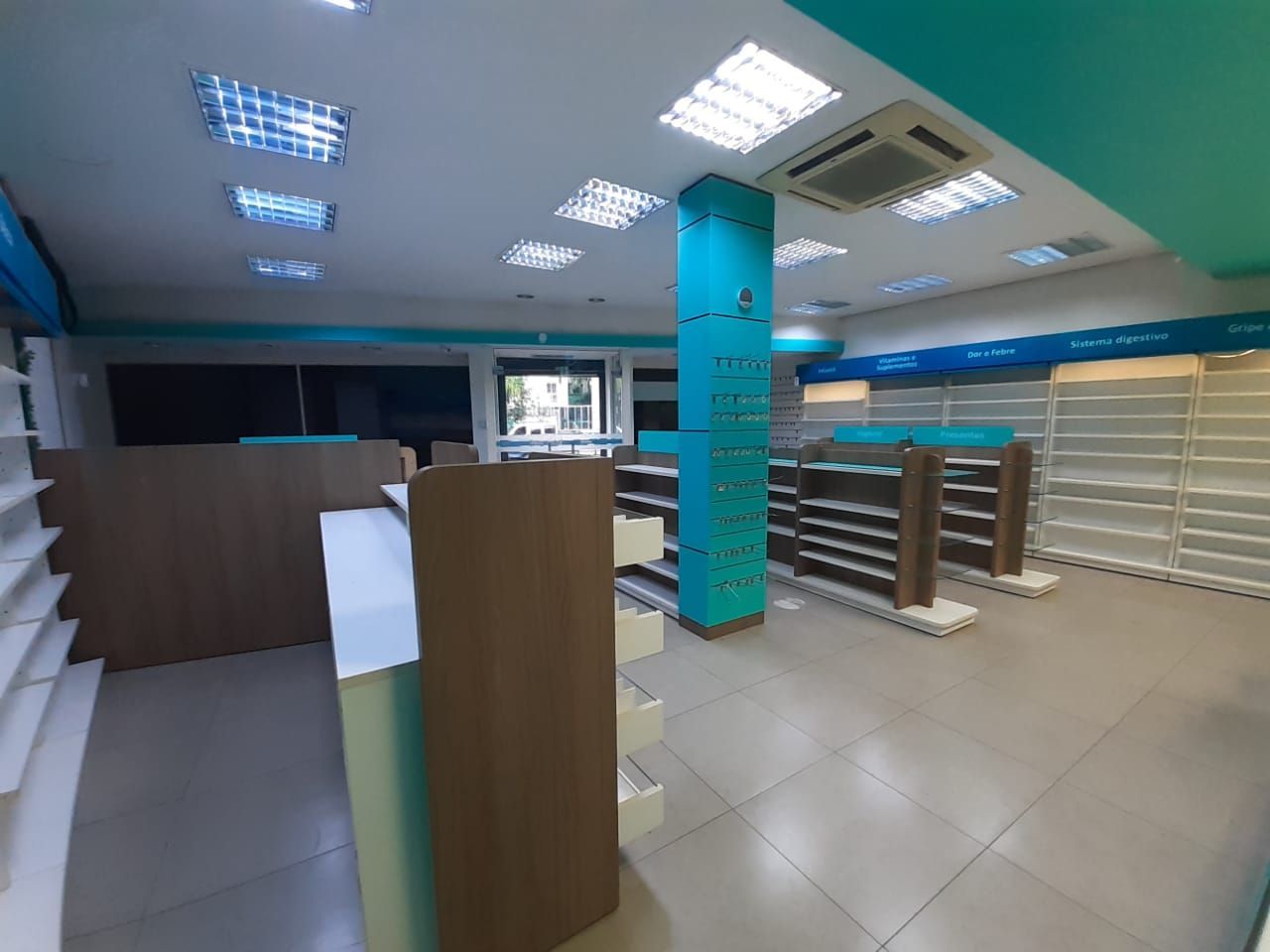 Loja-Salão à venda com 3 quartos, 191m² - Foto 1
