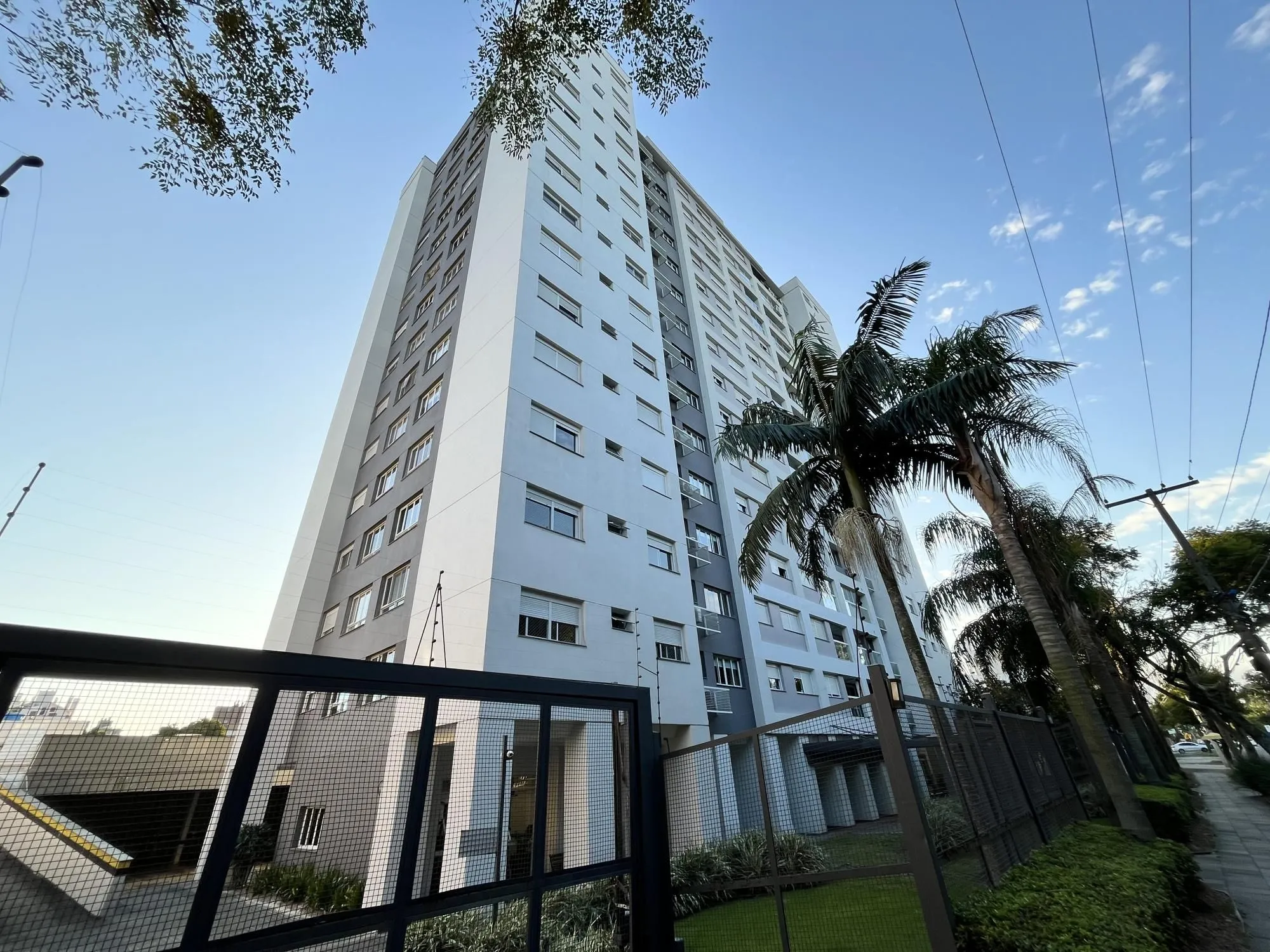 Apartamento, 3 dormitórios no bairro Passo da Areia em Porto Alegre para Comprar