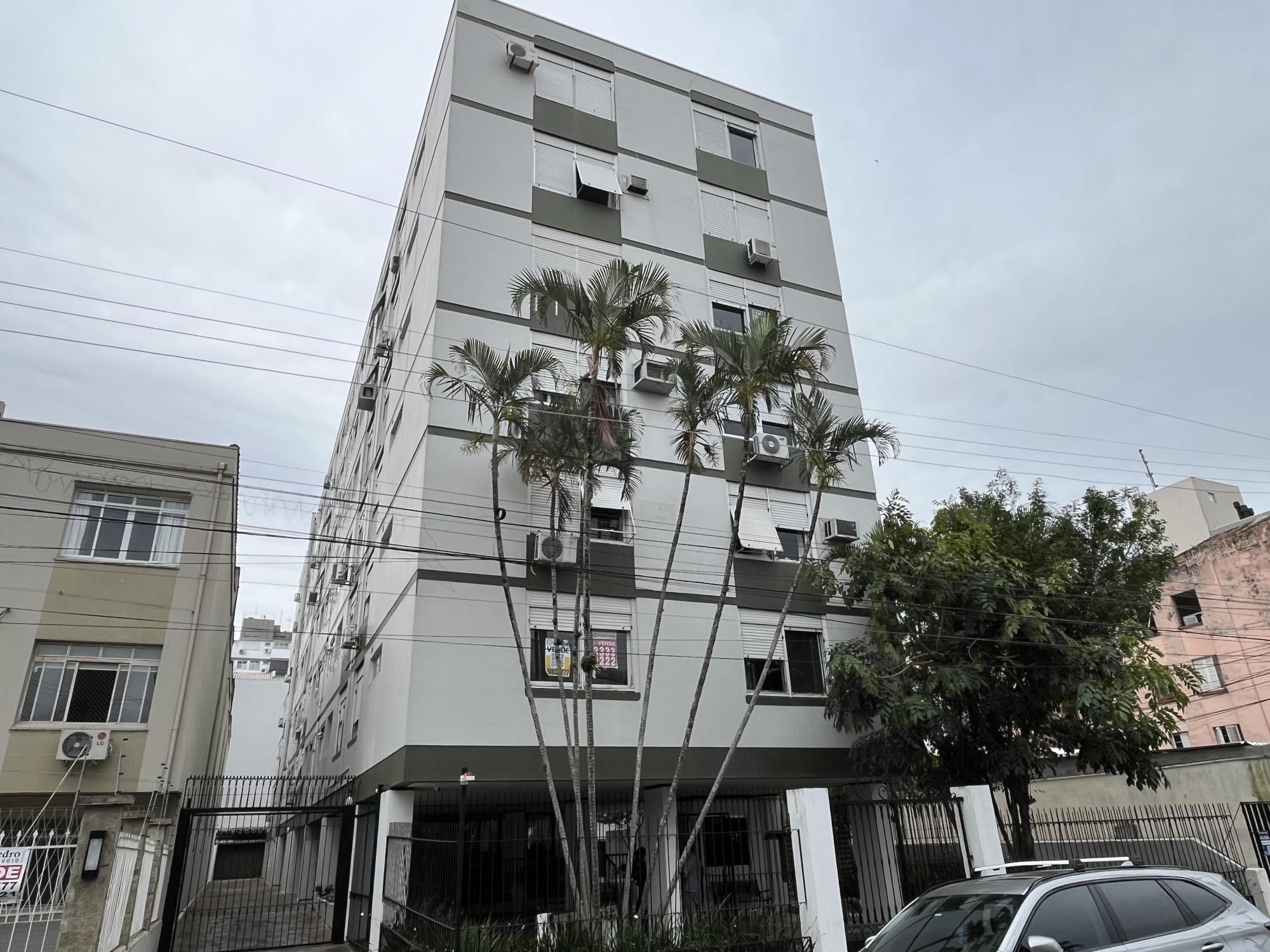 Apartamento de dois quartos com suíte no bairro Menino Deus em Porto Alegre