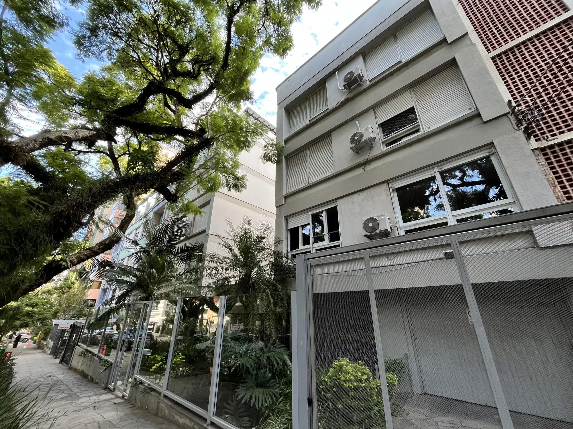Apartamento, 2 dormitórios no bairro Bom Fim em Porto Alegre para Comprar