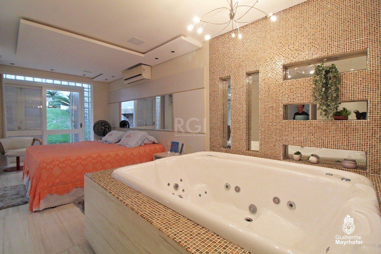 Casa à venda com 4 quartos, 650m² - Foto 25